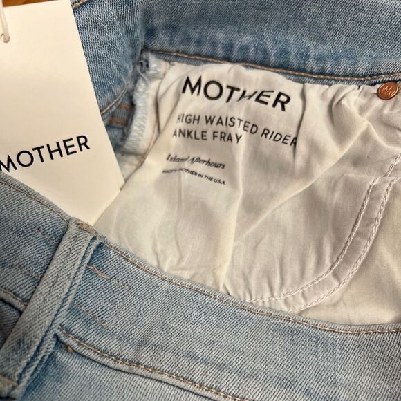 Mother High Waisted Rider Ankle Fray
Island Afterhours - Picture 7 of 8